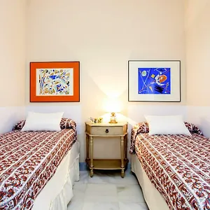 https://casa-singular.es-andalucia.com